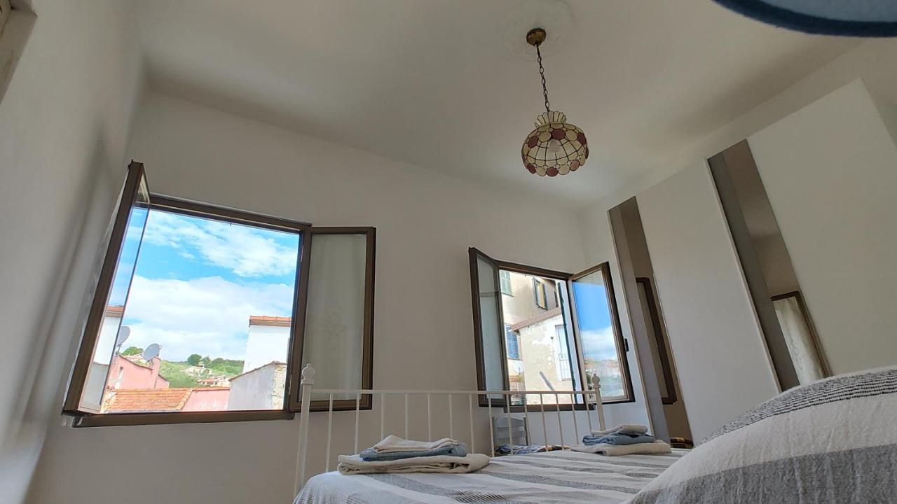 Countryhouse Traversa Du Furnu Imperia Bagian luar foto