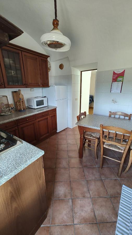 Countryhouse Traversa Du Furnu Imperia Bagian luar foto