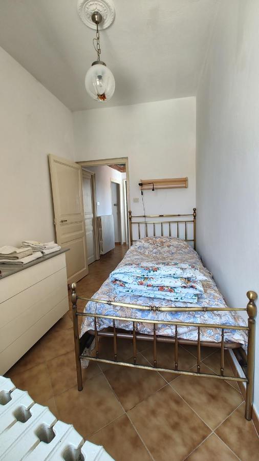 Countryhouse Traversa Du Furnu Imperia Bagian luar foto